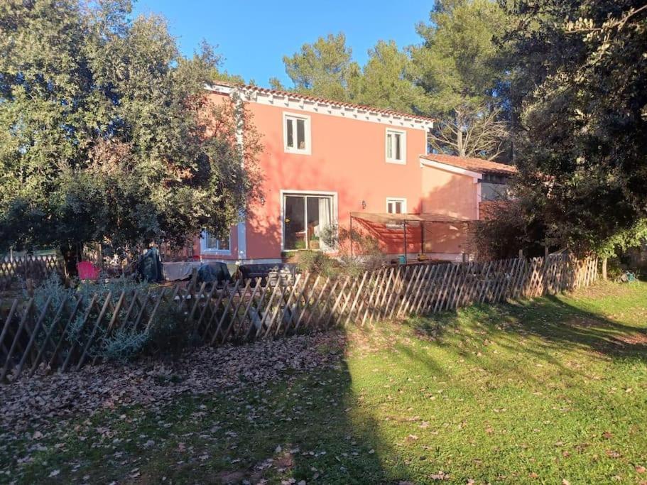 Maison Type 4 Et Jardin Spacieux Signes Eksteriør billede